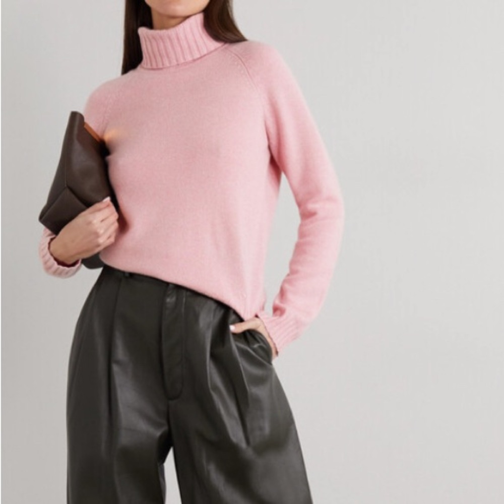 Tory Burch Cashmere Turtleneck Sweater - Pink. Size S. Excellent condition